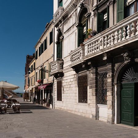 Rousseau'S Apartment Venice Exterior photo