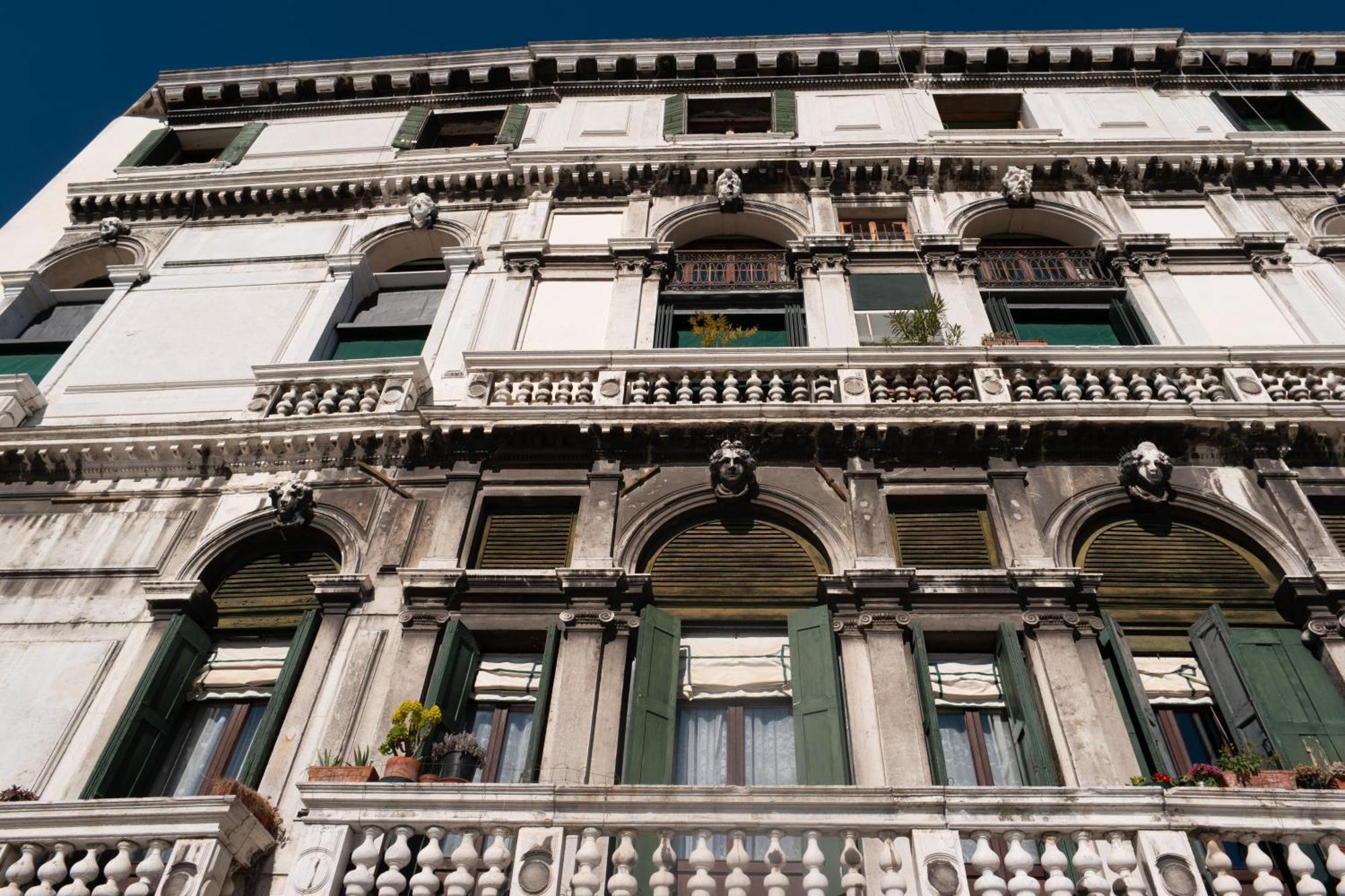 Rousseau'S Apartment Venice Exterior photo